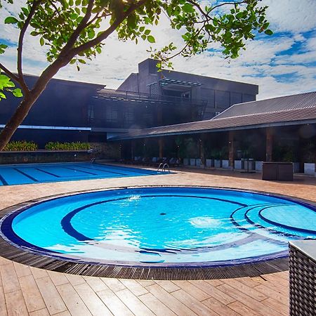 The Full Moon Hotel カトゥナカヤ エクステリア 写真